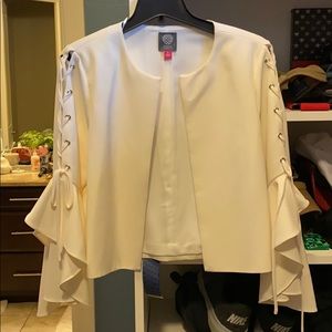 Vince Camuto peplum sleeve blazer